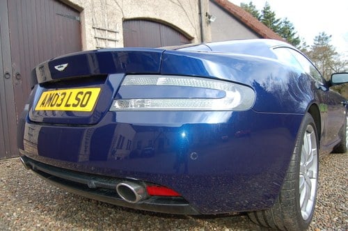 2005 Aston Martin DB9 - 8