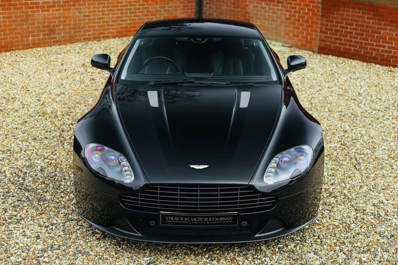 2015 Aston Martin V8 Vantage - 4