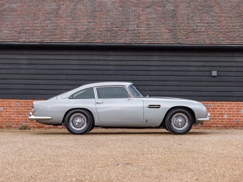 1965 Aston Martin DB5 - 3