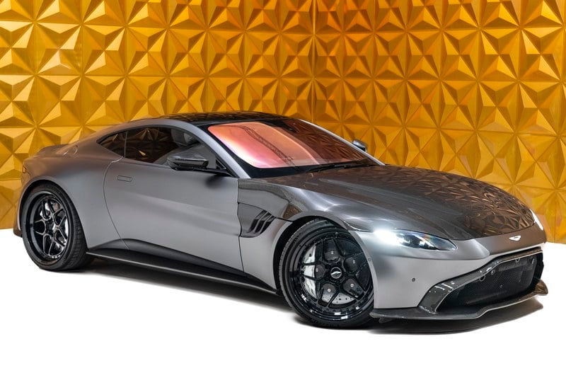 2023 Aston Martin Vantage - 1