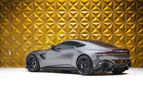 2018 Aston Martin Vantage - 5