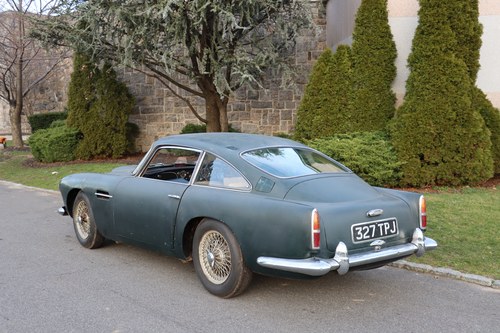 1961 Aston Martin DB4 - 6