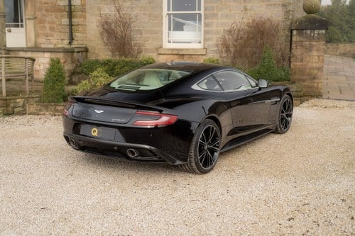 2012 Aston Martin Vanquish - 8