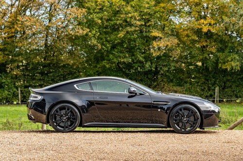 2013 Aston Martin Vantage - 8
