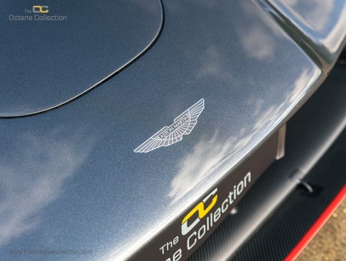 2023 Aston Martin Valkyrie - 9