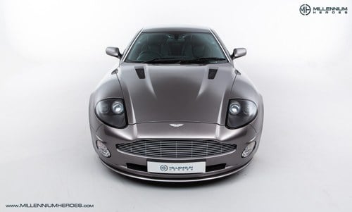 2003 Aston Martin Vanquish - 8