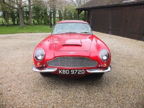1966 Aston Martin DB6 - 2
