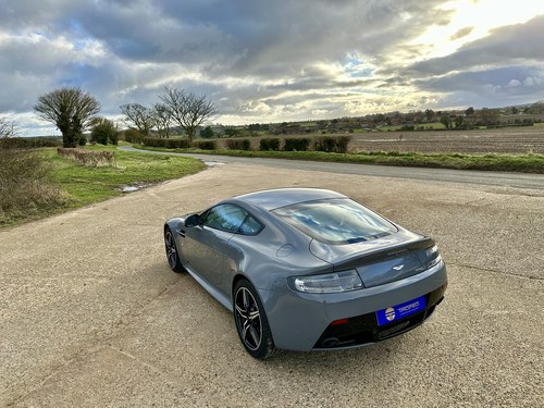 2017 Aston Martin V8 Vantage - 5