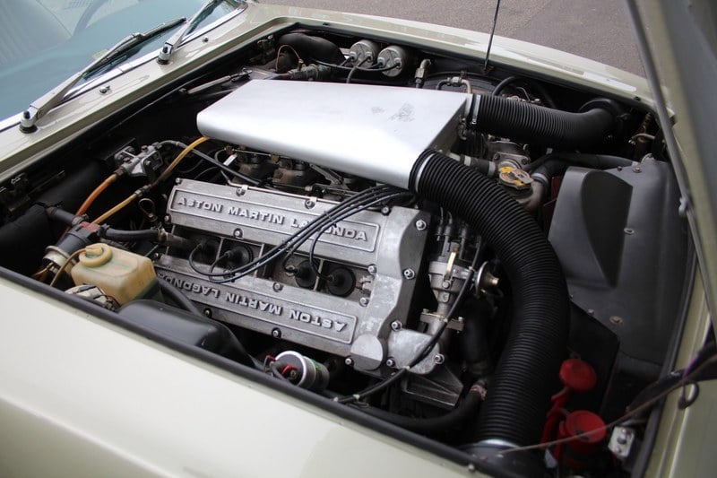 1974 Aston Martin V8 - 4