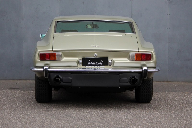 1974 Aston Martin V8 - 7