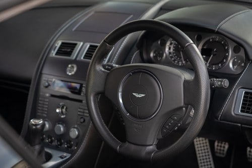 2006 Aston Martin V8 Vantage - 6
