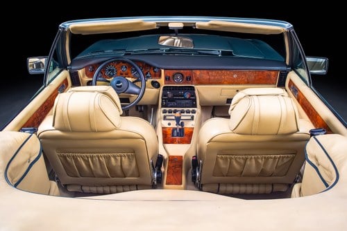 1987 Aston Martin V8 Volante - 6