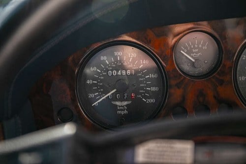 1990 Aston Martin Virage - 9