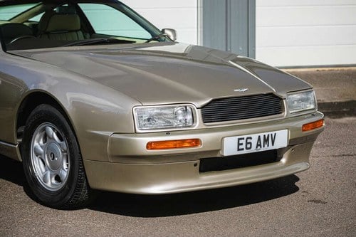 1990 Aston Martin Virage - 8