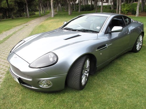 2002 Aston Martin Vanquish - 6