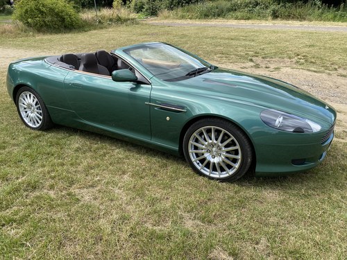 2005 Aston Martin DB9 Volante