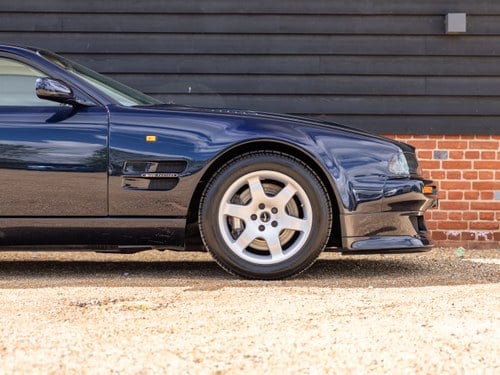 1999 Aston Martin Vantage - 5