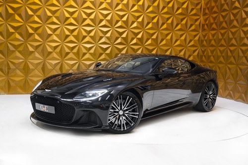2020 Aston Martin - 2