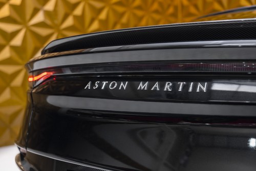 2020 Aston Martin - 6