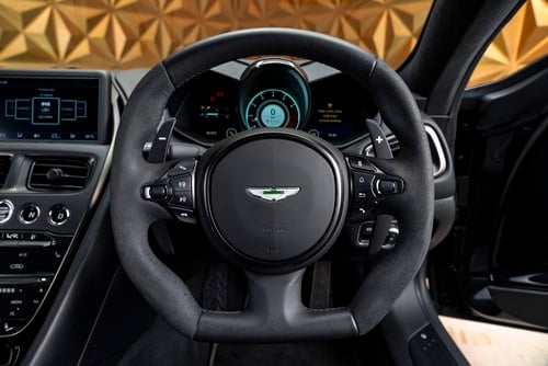 2020 Aston Martin - 8