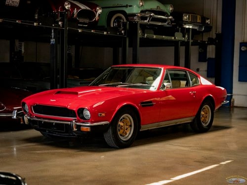 1977 Aston Martin AM V8 5 speed ZF manual trans VENDIDO