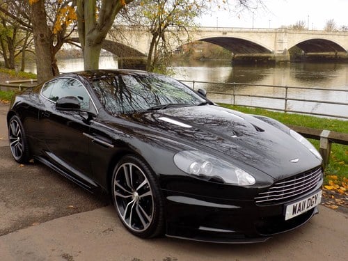 2011 ASTON MARTIN DBS 6.0 V12 Carbon Black Edition T-TronicII VERKAUFT