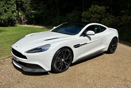ASTON MARTIN VANQUISH V12 COUPE - 17000 MILES - CONCOURS