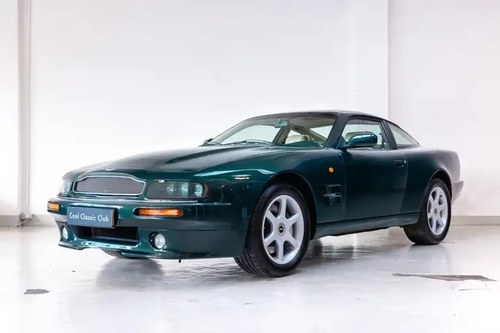 1999 Aston Martin V8 Coupé