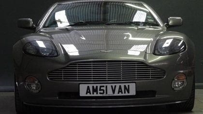 2001 Aston Martin Vanquish