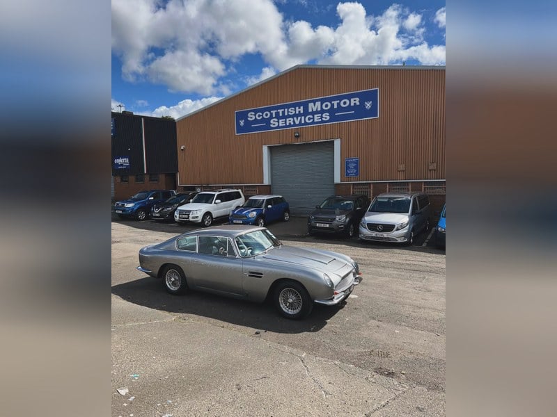 1967 Aston Martin DB6 Manual