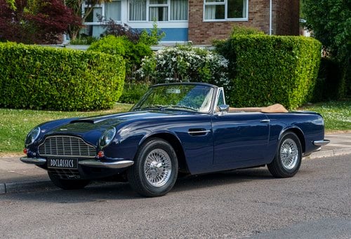 1970 Aston Martin DB6 MKII Volante (RHD) VENDUTO