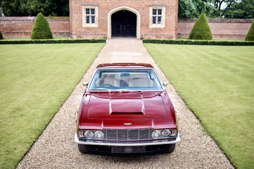 1971 Aston Martin DBS V8- Concours Standard SÅLD