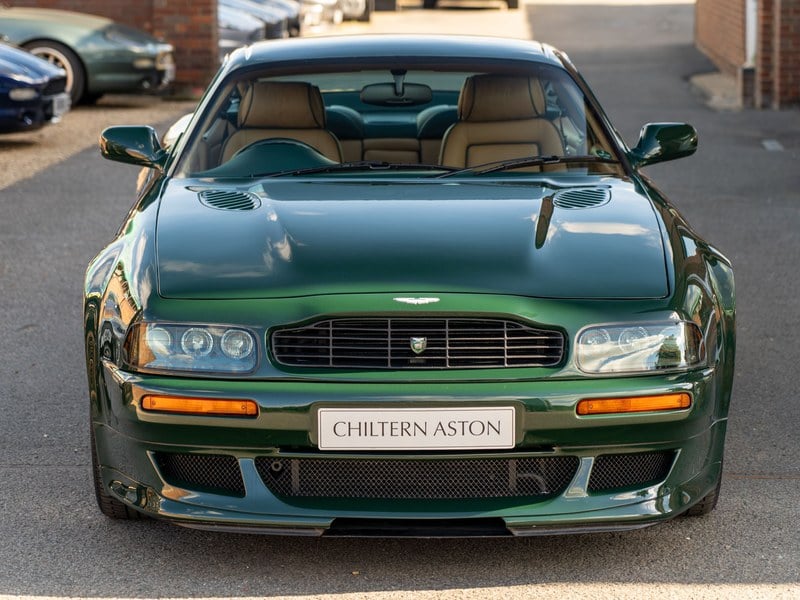 Rapid Classics: Eine Suche. Alle Oldtimer. 12 » Rapid Classics: Eine Suche. Alle Oldtimer. Aston Martin V600 Vantage