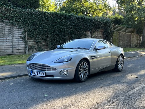 2003 Aston Martin Vanquish