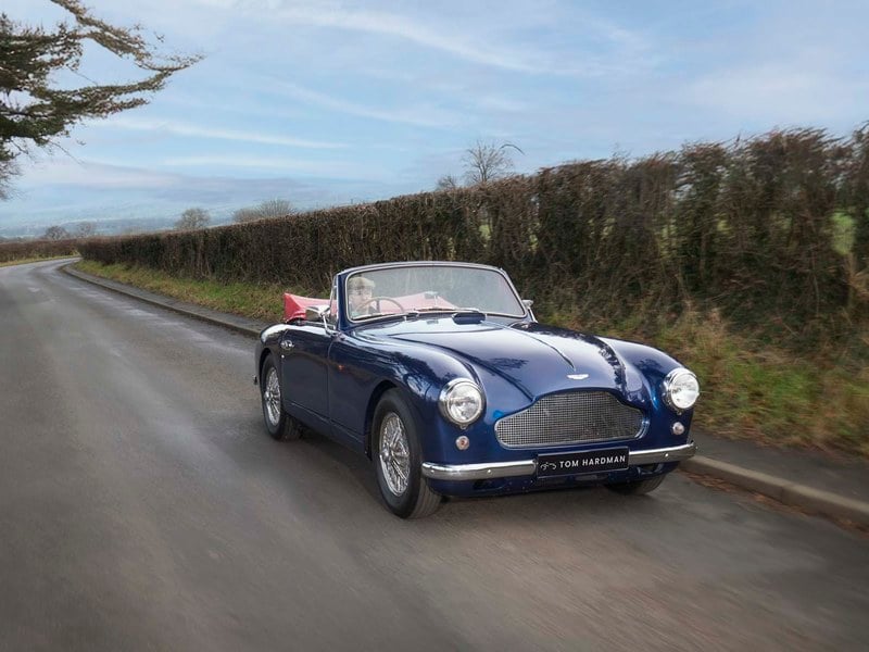 Rapid Classics: Eine Suche. Alle Oldtimer. 24 » Rapid Classics: Eine Suche. Alle Oldtimer. 1955 ASTON MARTIN DB 2/4 DROPHEAD COUPÉ BY MULLINERS