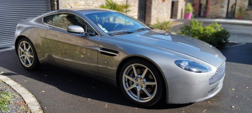 ASTON MARTIN V8 Coupé - 2006 Kaufen Bei