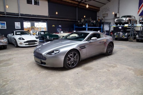 2007 ASTON MARTIN V8 Vantage Kaufen Bei