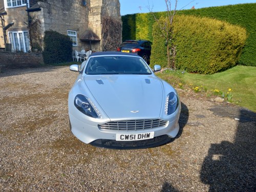 2017 Aston Martin DB9 Volante