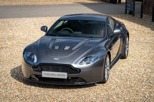 2017 Aston Martin V12 Vantage S (Manual) A vendre