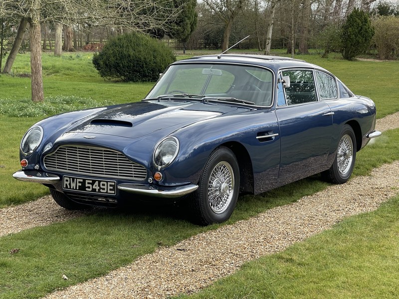 1967 Aston Martin DB6 - 1 1967 Aston Martin DB6 - 1