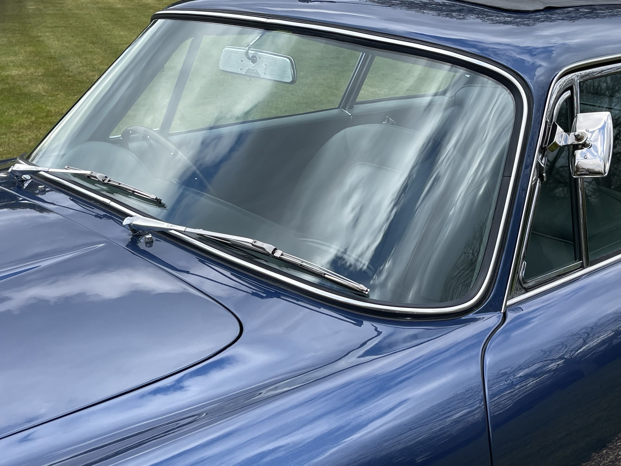 Aston Martin DB6 Auto, foto 9