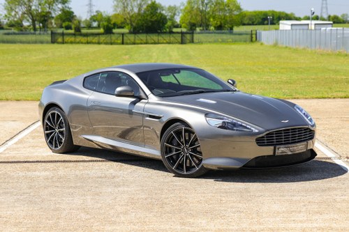 2016 Aston Martin DB9 GT (Very Low Miles) A vendre