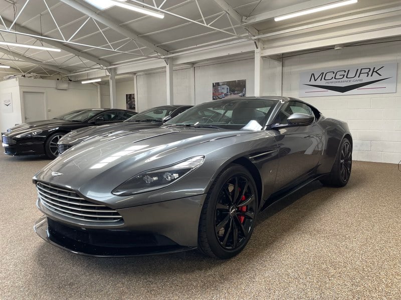 Rapid Classics: Eine Suche. Alle Oldtimer. 25 » Rapid Classics: Eine Suche. Alle Oldtimer. Aston Martin DB11 V12 for sale