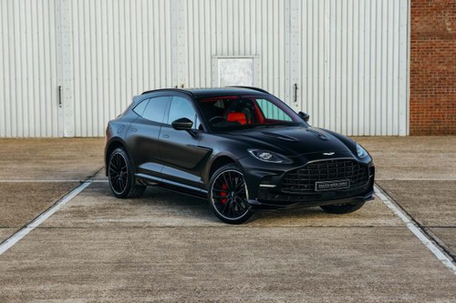 2023 Aston Martin DBX707 (Special Order Satin Black) Kaufen Bei