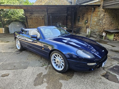 1998 Aston Martin DB7 Volante