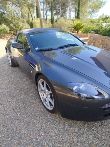 2008 ASTON MARTIN V8 Vantage roadster Kaufen Bei