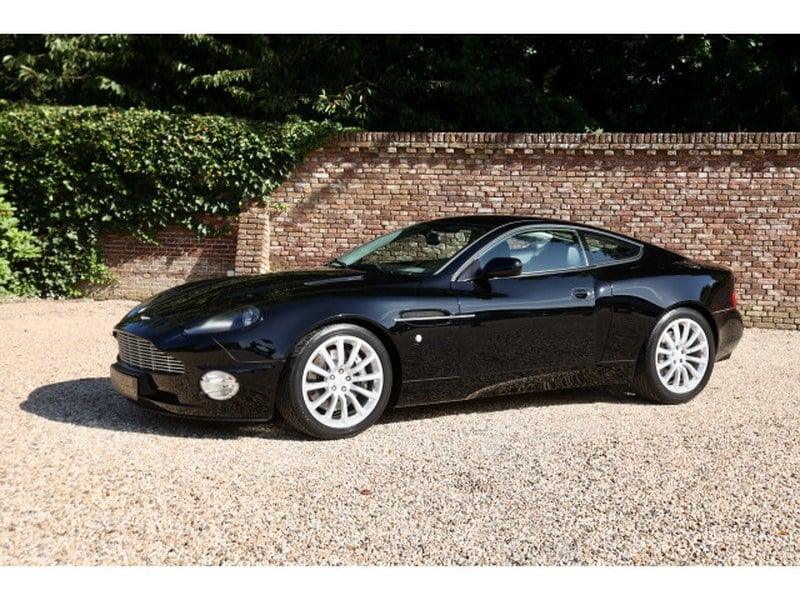 2002 Aston Martin Vanquish
