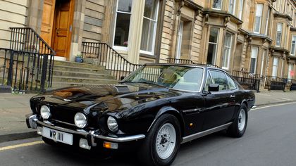 Aston Martin V8 Series 5