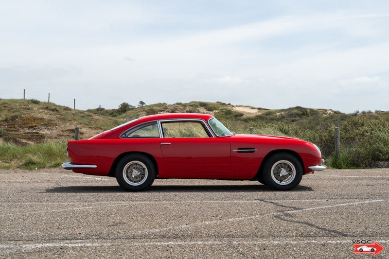 1963 Aston Martin DB4 - 1 1963 Aston Martin DB4 - 1