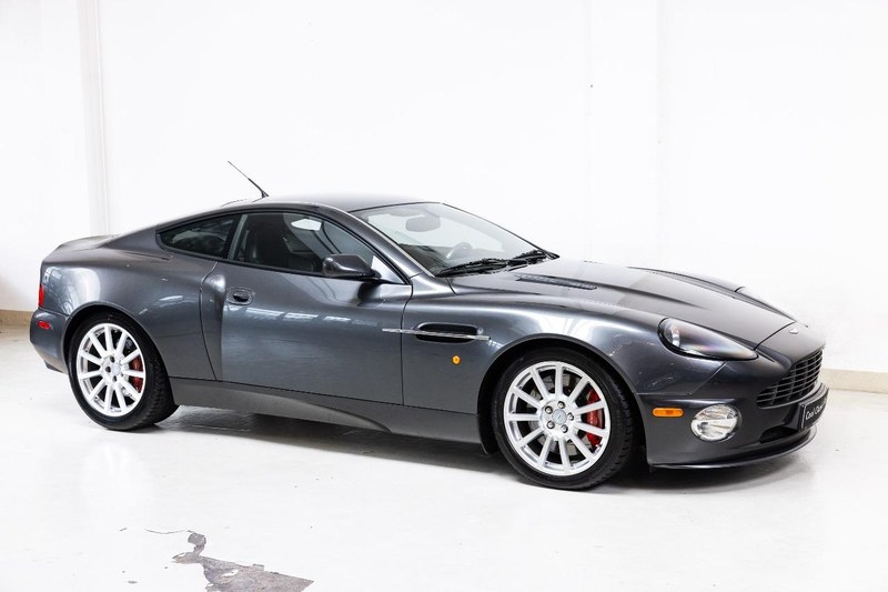 2006 Aston Martin Vanquish - 2 2006 Aston Martin Vanquish - 2